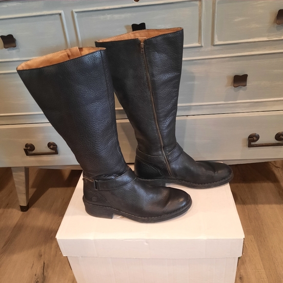 Born Shoes - Born Black Leather Sz 10 Ladies Riding Boots Buckle Zip Up
